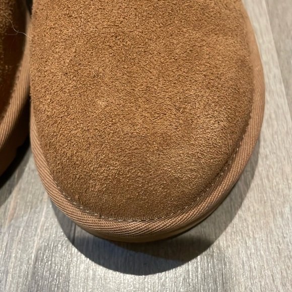 UGG Australia Classic Mini Rubber Logo Chestnut Boots - Picture 15 of 16